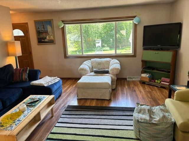 706 Roosevelt Street, River Falls, WI 54022