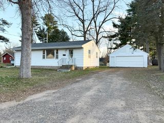 329 Hersey Avenue, Mora, MN 55051