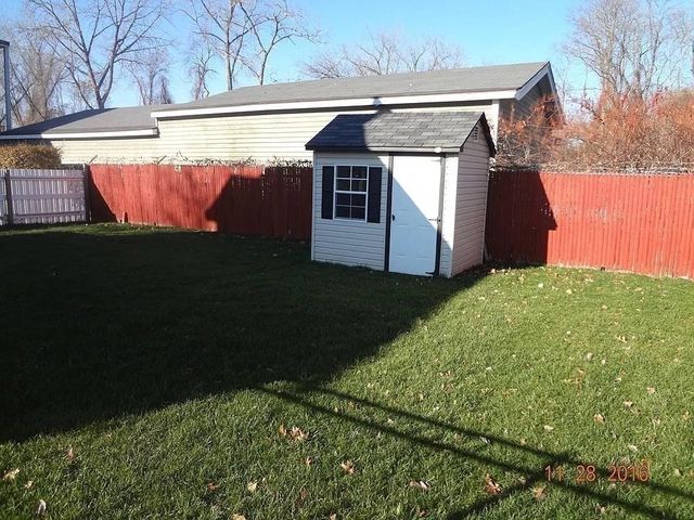 64 Berkshire Ave, Springfield, MA 01109