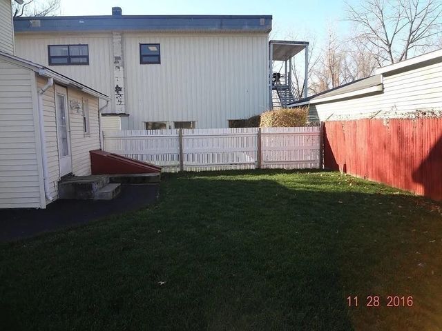 64 Berkshire Ave, Springfield, MA 01109