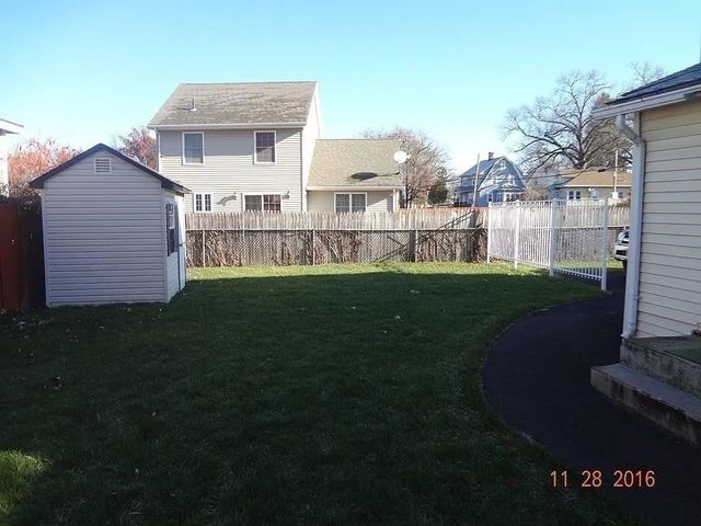 64 Berkshire Ave, Springfield, MA 01109