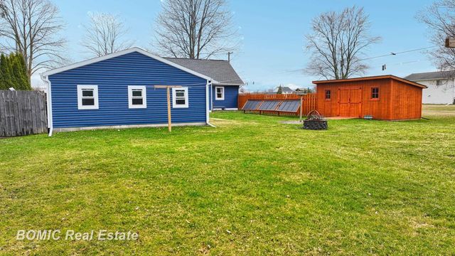 4560 Venoy Road, Saginaw, MI 48604