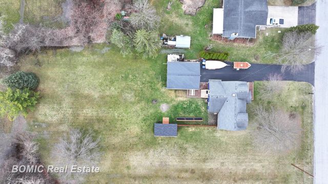 4560 Venoy Road, Saginaw, MI 48604