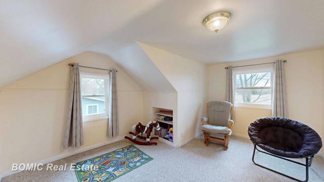 4560 Venoy Road, Saginaw, MI 48604