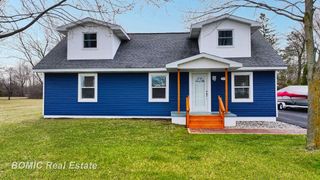 4560 Venoy Road, Saginaw, MI 48604