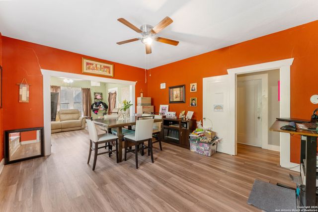 1427 E Pyron, San Antonio, TX 78214