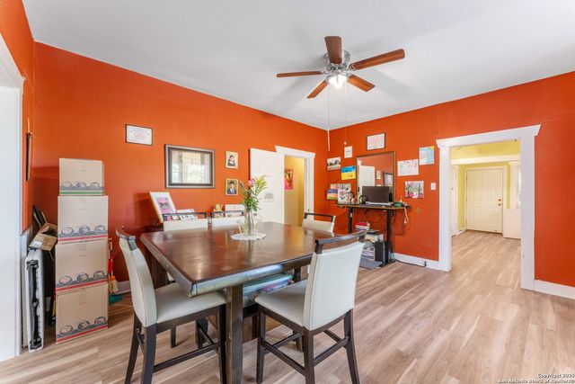 1427 E Pyron, San Antonio, TX 78214