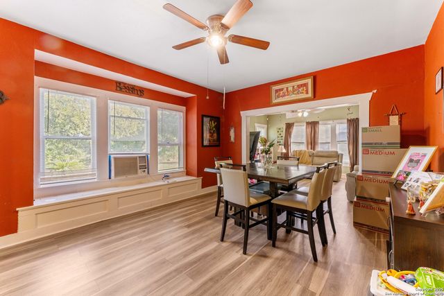 1427 E Pyron, San Antonio, TX 78214