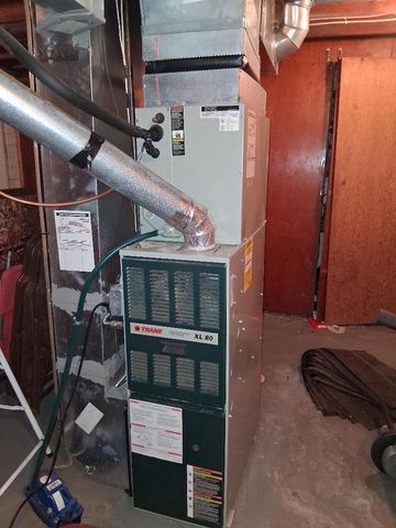 618 N Wacouta Avenue, Prairie Du Chien, WI 53821