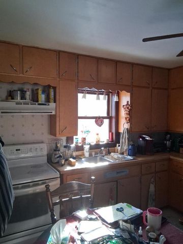 618 N Wacouta Avenue, Prairie Du Chien, WI 53821