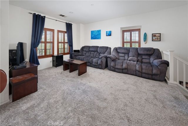 16710 Nicklaus 74, Sylmar, CA 91342