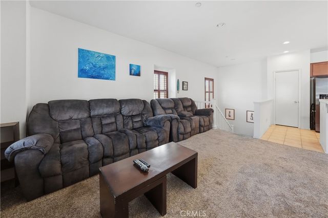 16710 Nicklaus 74, Sylmar, CA 91342