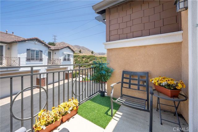 16710 Nicklaus 74, Sylmar, CA 91342