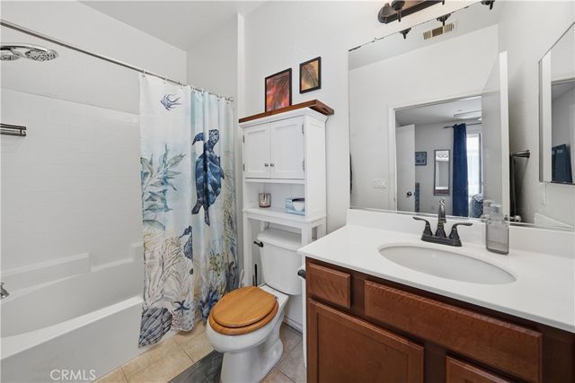 16710 Nicklaus 74, Sylmar, CA 91342