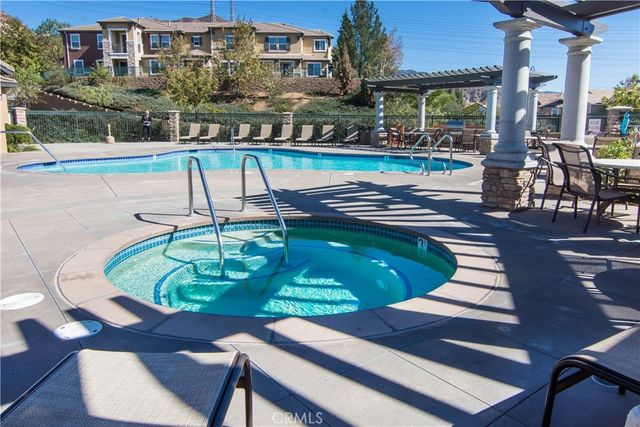 16710 Nicklaus 74, Sylmar, CA 91342