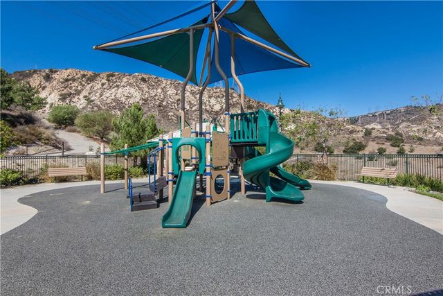 16710 Nicklaus 74, Sylmar, CA 91342