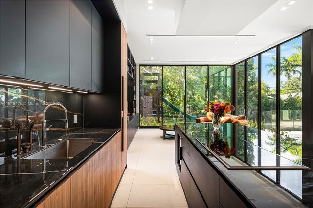 1202 NE 93rd St, Miami Shores, FL 33138