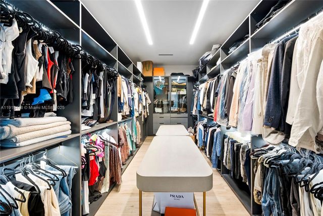 1202 NE 93rd St, Miami Shores, FL 33138