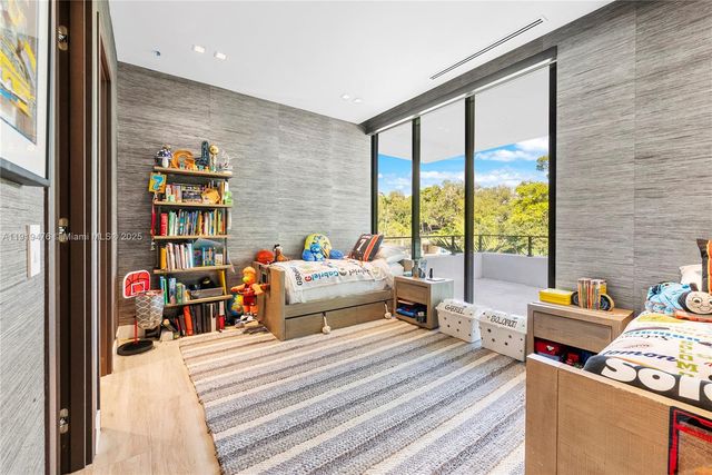 1202 NE 93rd St, Miami Shores, FL 33138