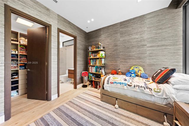 1202 NE 93rd St, Miami Shores, FL 33138