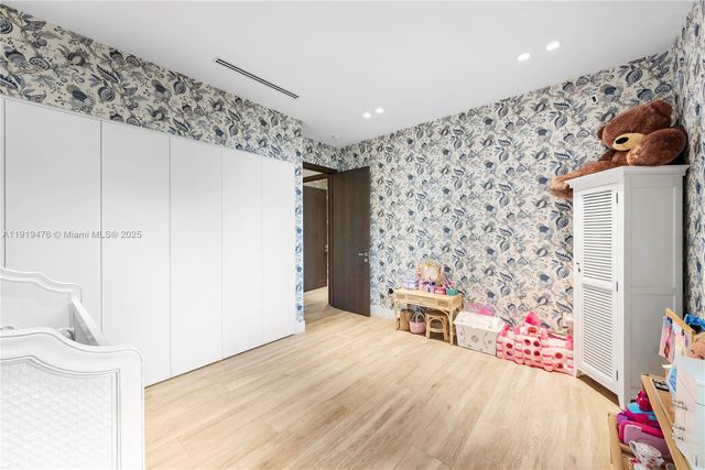 1202 NE 93rd St, Miami Shores, FL 33138