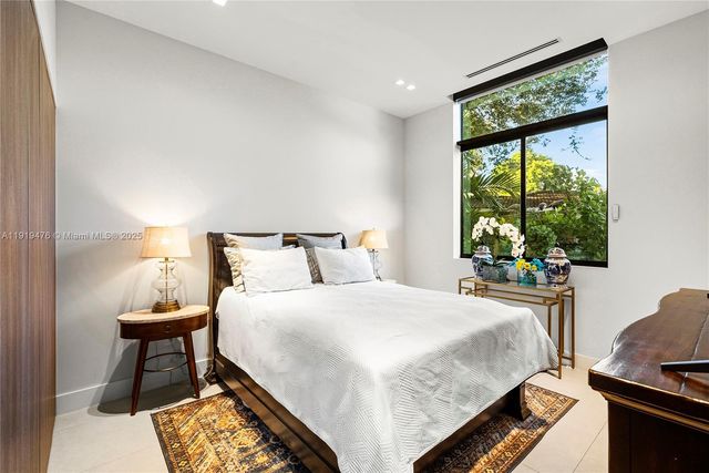 1202 NE 93rd St, Miami Shores, FL 33138