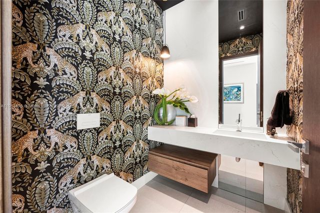 1202 NE 93rd St, Miami Shores, FL 33138