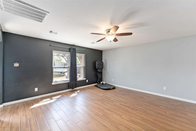 11122 Hillside Creek Drive, Humble, TX 77396
