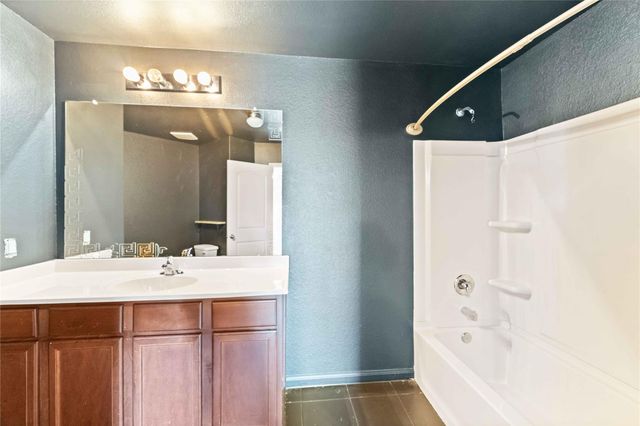 11122 Hillside Creek Drive, Humble, TX 77396