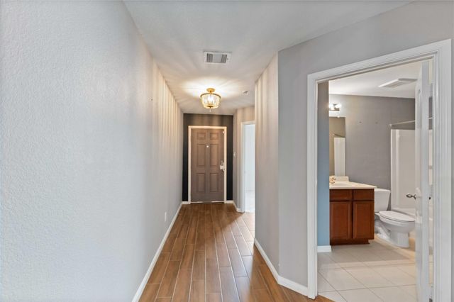 11122 Hillside Creek Drive, Humble, TX 77396