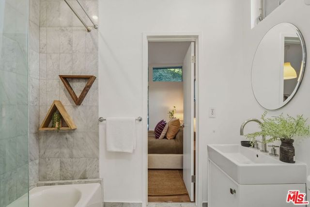 3711 Fredonia Drive, Los Angeles, CA 90068