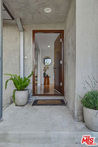 3711 Fredonia Drive, Los Angeles, CA 90068