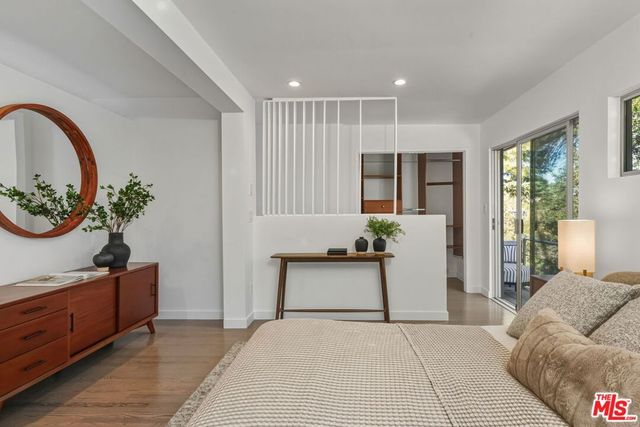 3711 Fredonia Drive, Los Angeles, CA 90068