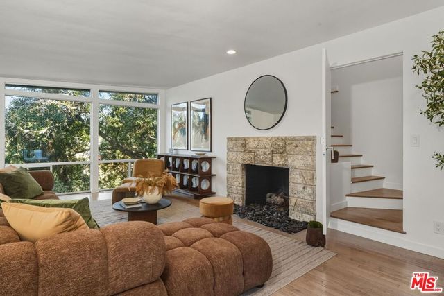 3711 Fredonia Drive, Los Angeles, CA 90068