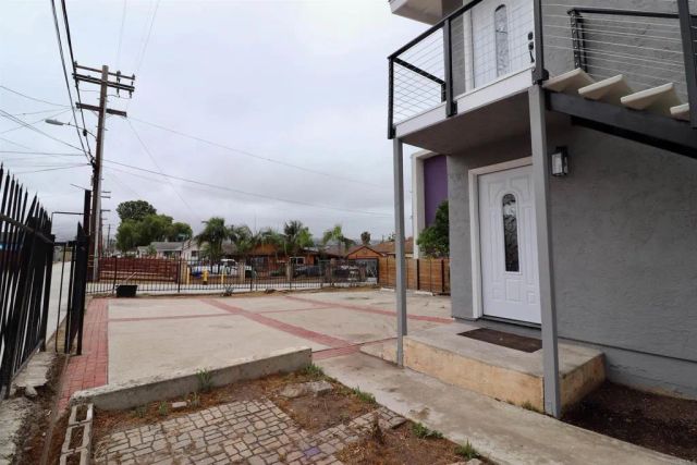 110 W Hall Ave, San Ysidro, CA 92173