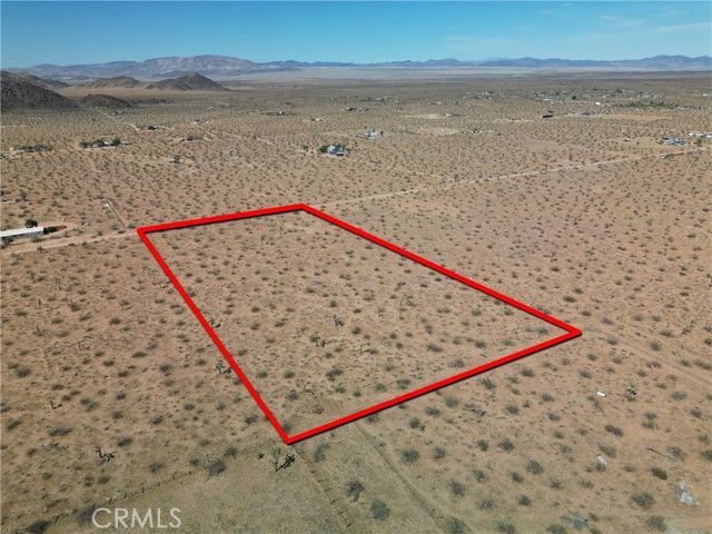 59775 Bearing Tree Road, Landers, CA 92285