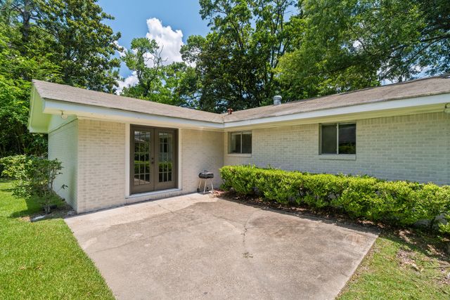 1109 Velma St., Hattiesburg, MS 39402