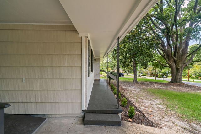 1109 Velma St., Hattiesburg, MS 39402