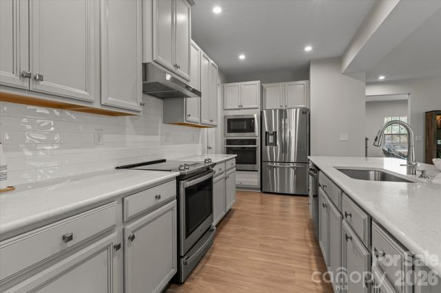 10250 Paper Birch Drive, Charlotte, NC 28215