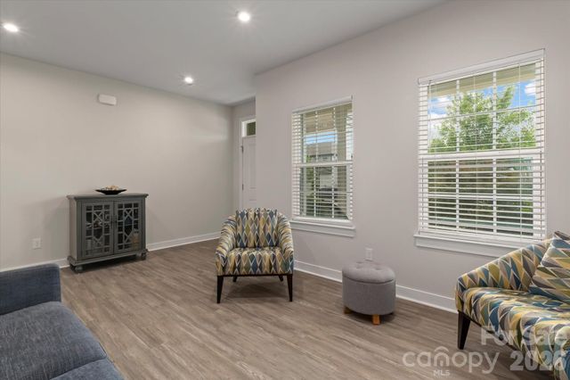 10250 Paper Birch Drive, Charlotte, NC 28215
