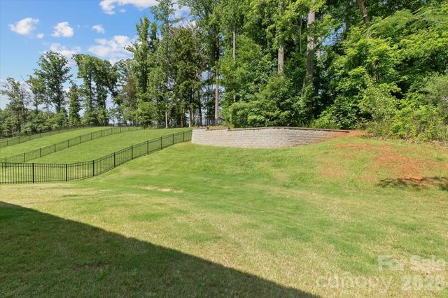 10250 Paper Birch Drive, Charlotte, NC 28215