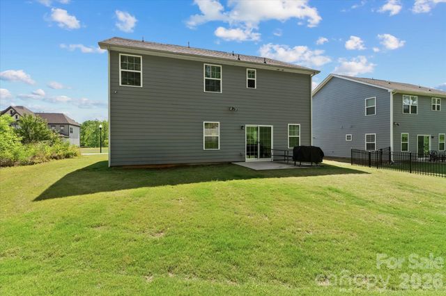 10250 Paper Birch Drive, Charlotte, NC 28215