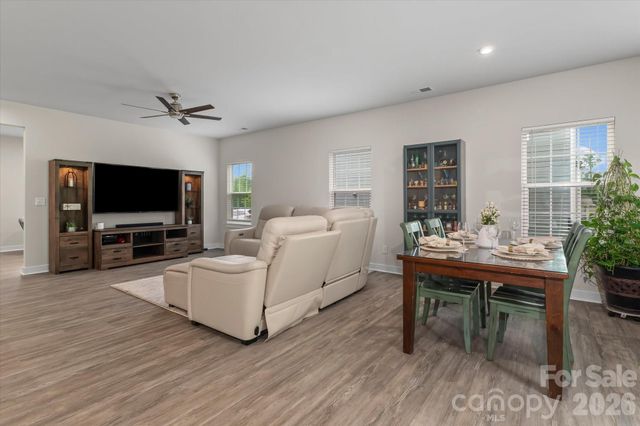 10250 Paper Birch Drive, Charlotte, NC 28215