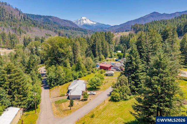 538 Mountain Av SE, Idanha, OR 97350