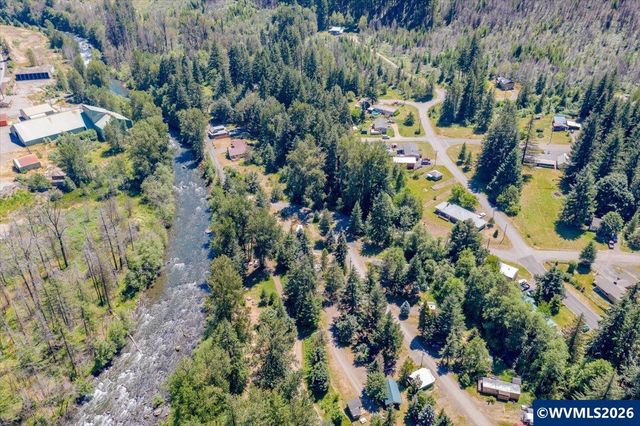 538 Mountain Av SE, Idanha, OR 97350