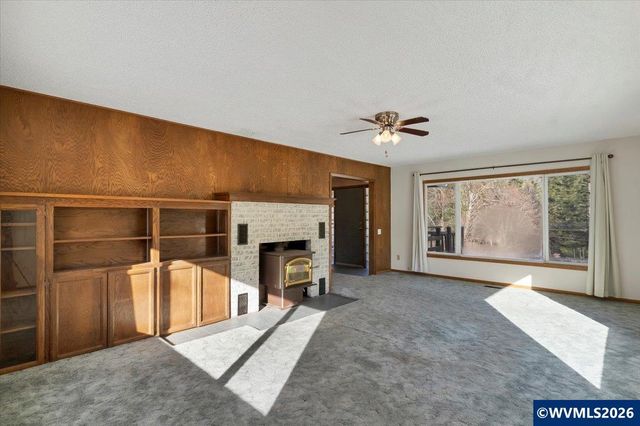 538 Mountain Av SE, Idanha, OR 97350