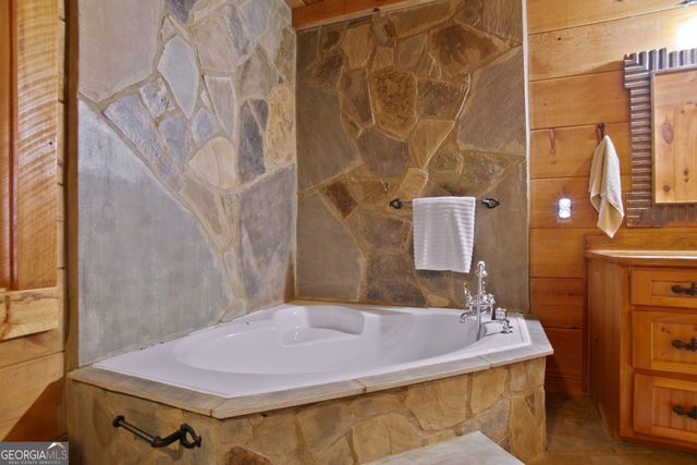 143 Kaely Drive, Mineral Bluff, GA 30559