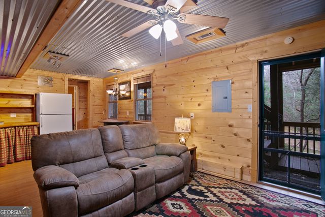 143 Kaely Drive, Mineral Bluff, GA 30559