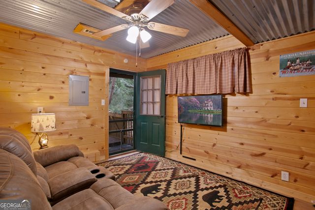 143 Kaely Drive, Mineral Bluff, GA 30559