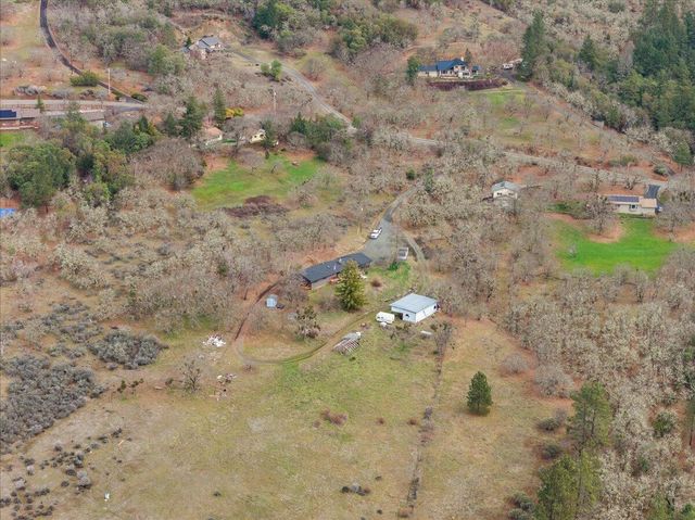 872 Scott Drive, Grants Pass, OR 97527